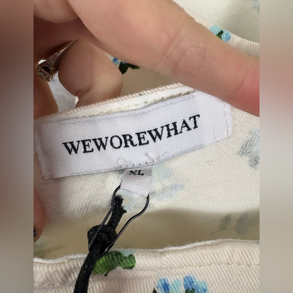 NWT WEWOREWHAT Cut Out Skirt in Ivory Watercolor Ditsy size XL - Picture 4 of 5